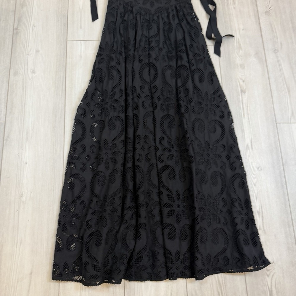Saylor Maryl midi dress featuring an open-stitch lace Bow & Zipper Back Size XS - Picture 5 of 12